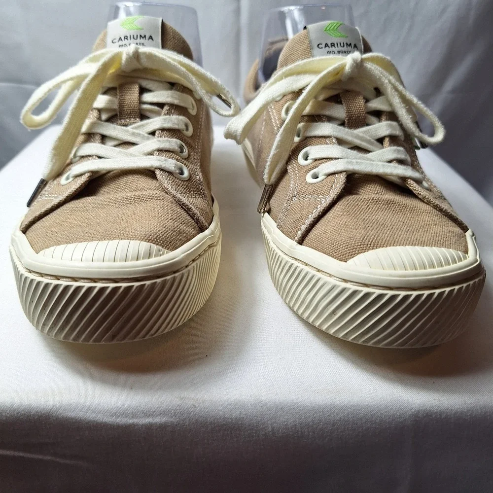 CARIUMA OCA Low Burnt Sand Canvas Sneaker Womens/7 Mens/5.5 Sand Brown Organic